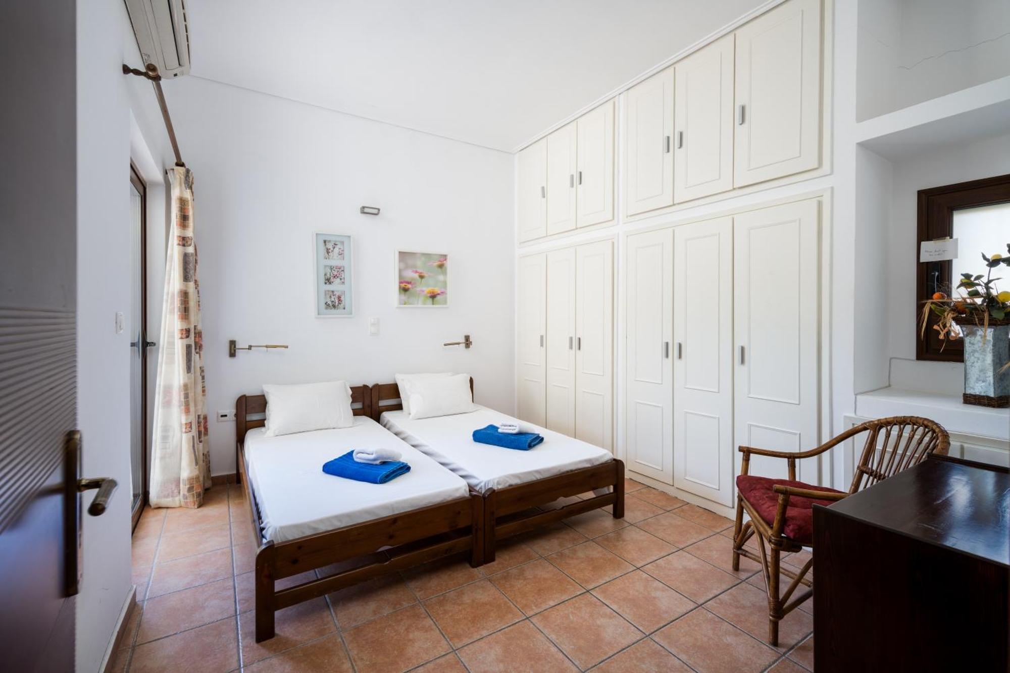 Villa Saronida Экстерьер фото